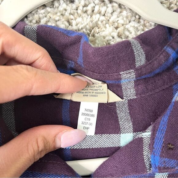 Duluth Trading Shirt Women’s 2X Free Swingin' Purple Plaid Button Down Flannel - Picture 3 of 5